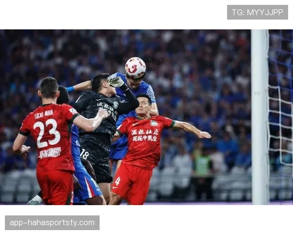 成豪门战略引发危机？上海申花高薪引援遭遇球队矛盾