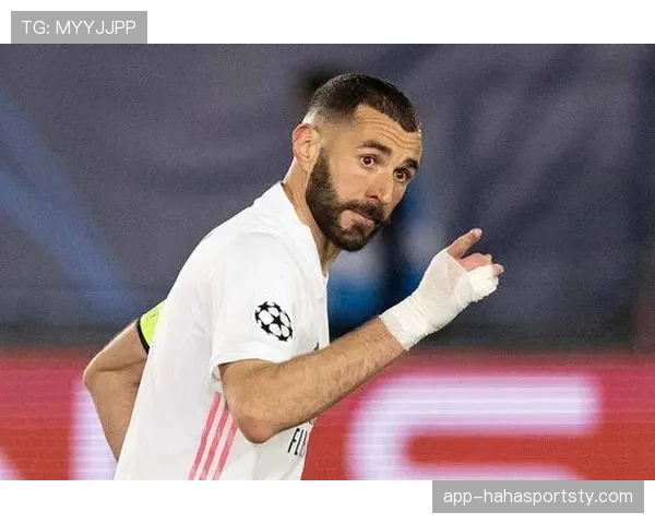 本泽马：被低估十年如何蜕变为世界第一中锋